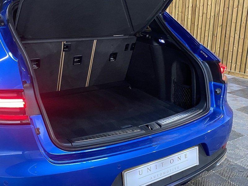 Used Porsche Macan 2020 for sale - 76069289: Photo 30