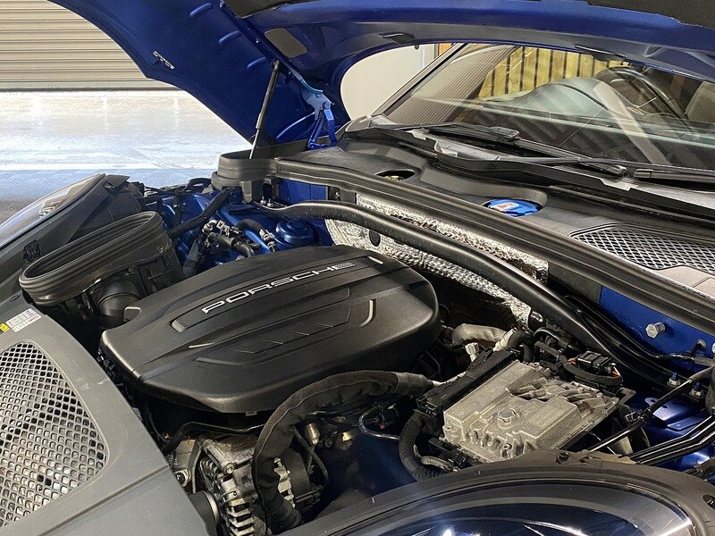 Used Porsche Macan 2020 for sale - 76069289: Photo 51