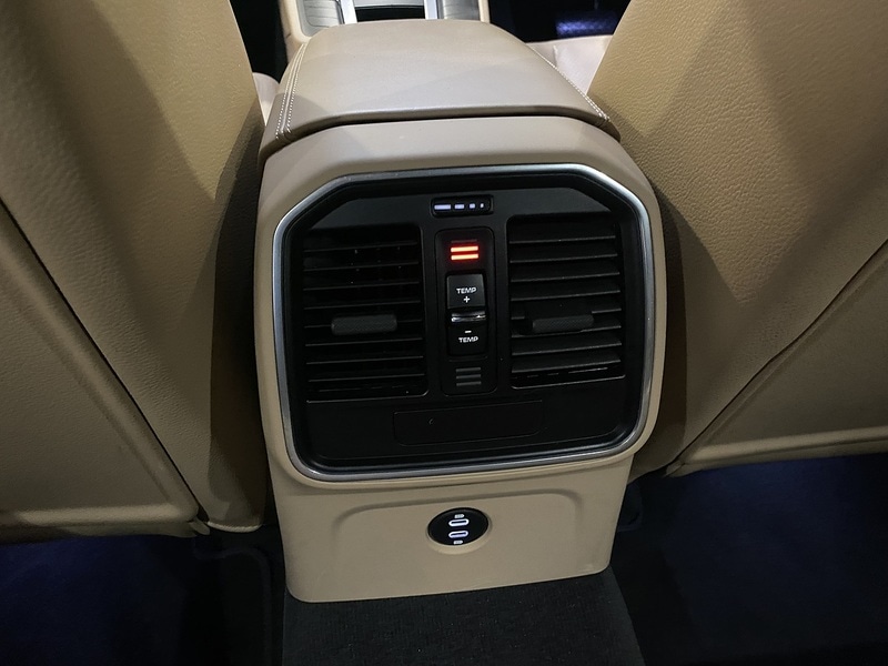 Used Porsche Macan 2020 for sale - 76069289: Photo 54