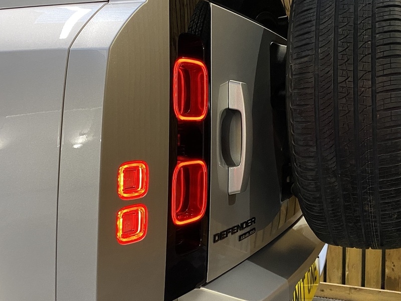 Used Land Rover Defender 110 2020 for sale - 77140229: Photo 20