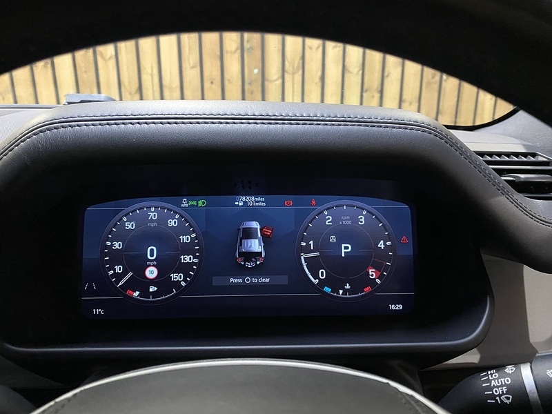 Used Land Rover Defender 110 2020 for sale - 77140229: Photo 26