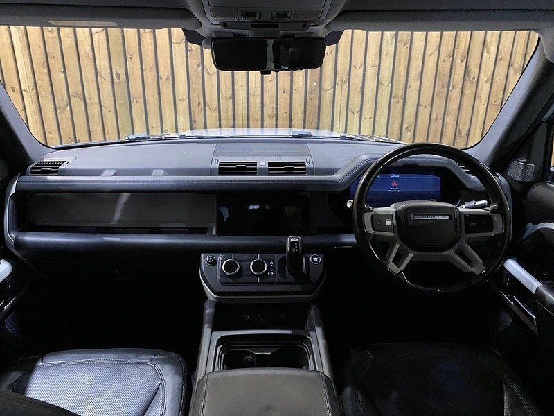 Used Land Rover Defender 110 2020 for sale - 77140229: Photo 30