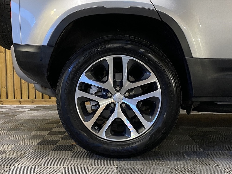 Used Land Rover Defender 110 2020 for sale - 77140229: Photo 43