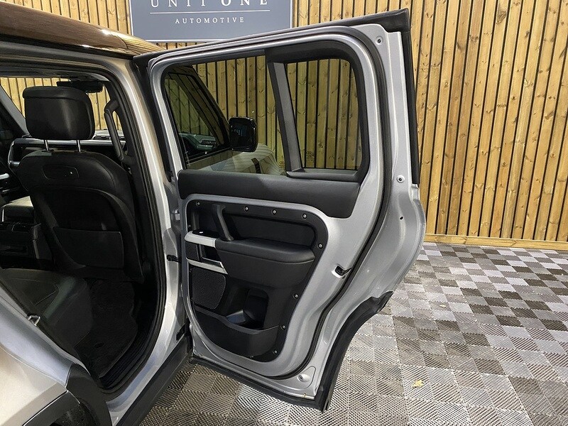 Used Land Rover Defender 110 2020 for sale - 77140229: Photo 60