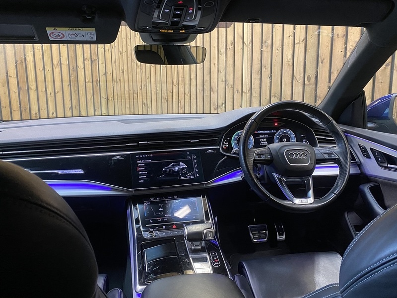 Used Audi Q8 2021 for sale - 76143683: Photo 3