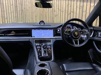 Used Porsche Panamera 2020 for sale - 77846458: Photo