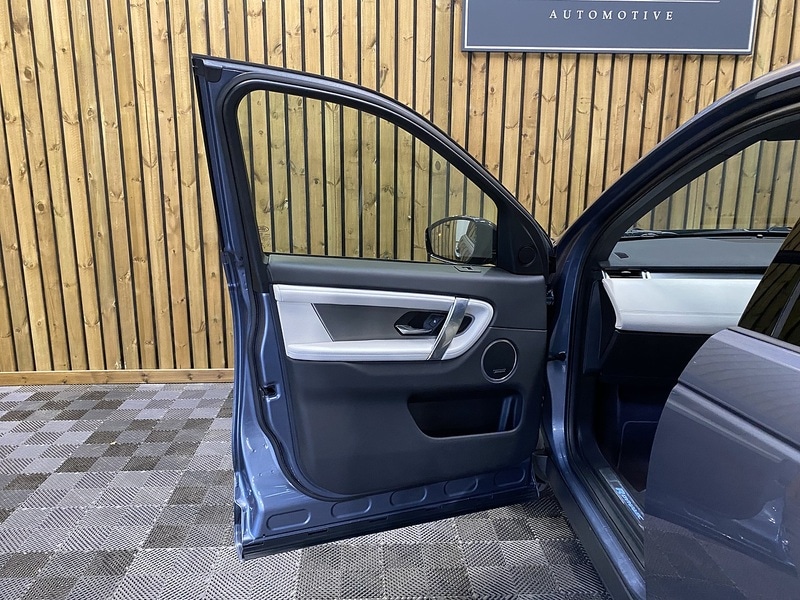 Used Land Rover Discovery Sport 2021 for sale - 76353024: Photo 64