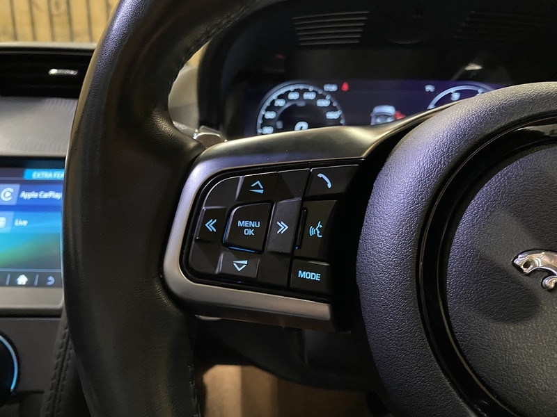 Used Jaguar F-Type 2022 for sale - 76686843: Photo 22