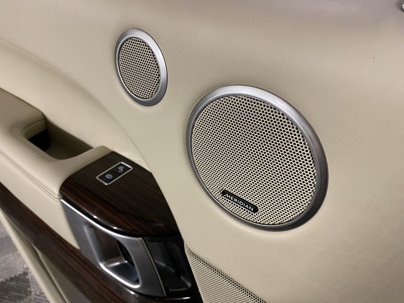 Used Land Rover Range Rover 2015 for sale - 77149413: Photo 10