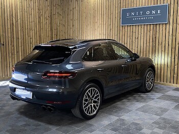 Used Porsche Macan 2017 for sale - 76036672: Photo