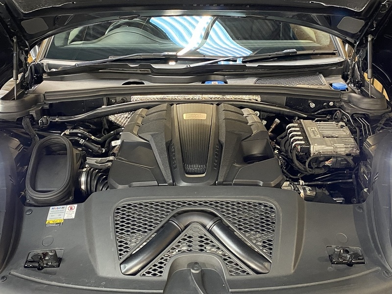 Used Porsche Macan 2020 for sale - 76505627: Photo 12