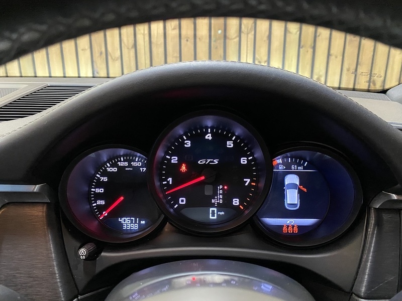 Used Porsche Macan 2020 for sale - 76505627: Photo 28