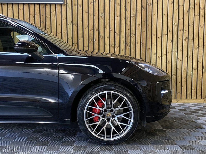 Used Porsche Macan 2020 for sale - 76505627: Photo 44