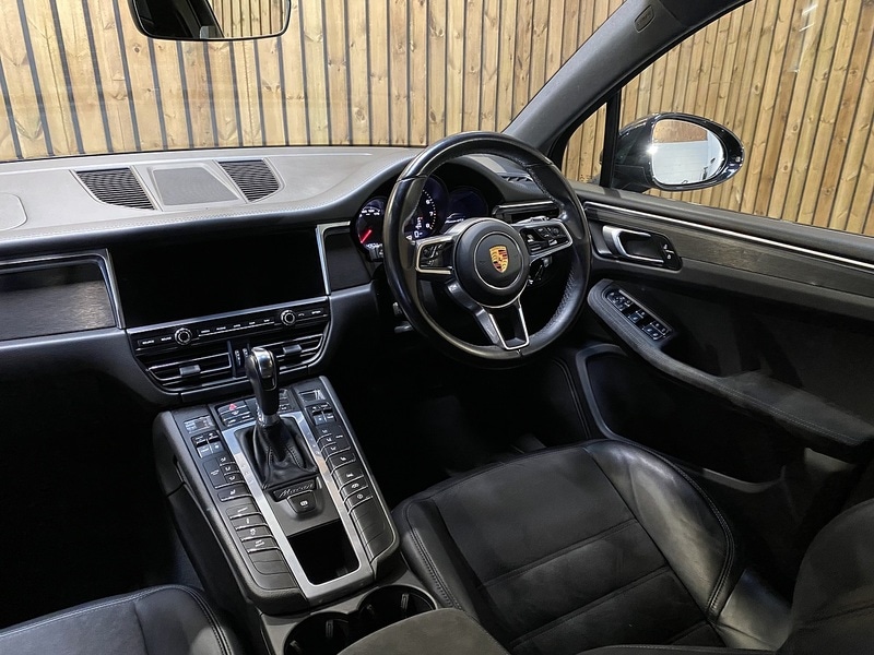 Used Porsche Macan 2020 for sale - 76505627: Photo 66