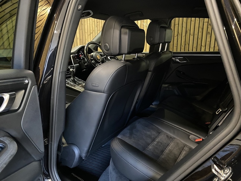 Used Porsche Macan 2020 for sale - 76505627: Photo 71