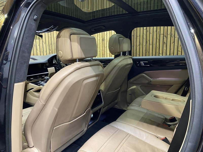 Used Porsche Cayenne 2018 for sale - 77543596: Photo 69
