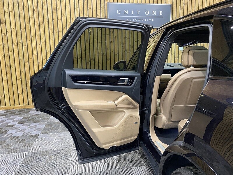 Used Porsche Cayenne 2018 for sale - 77543596: Photo 71