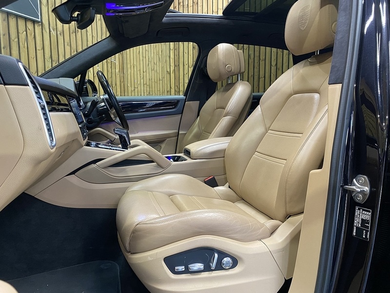 Used Porsche Cayenne 2018 for sale - 77543596: Photo 8