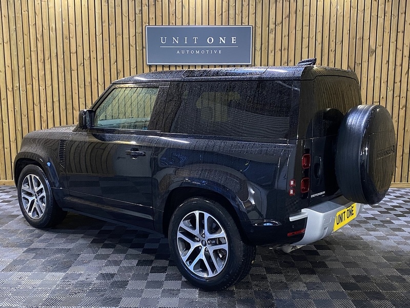 Used Land Rover Defender 90 2022 for sale - 77337603: Photo 2