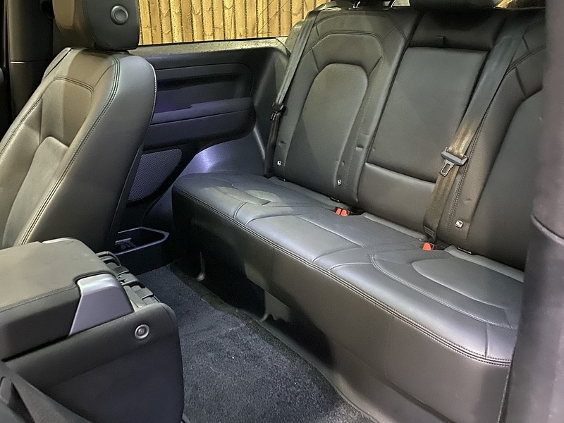 Used Land Rover Defender 90 2022 for sale - 77337603: Photo 5