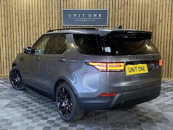 Used Land Rover Discovery 2018 for sale - 76353030: Photo