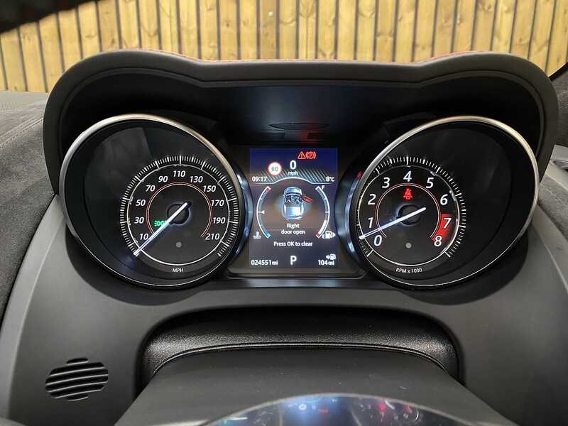 Used Jaguar F-Type 2018 for sale - 78201294: Photo 26