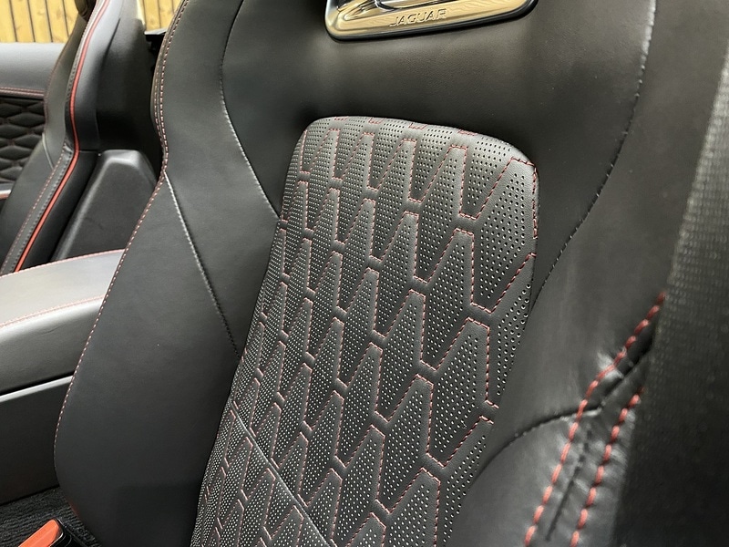 Used Jaguar F-Type 2018 for sale - 78201294: Photo 54