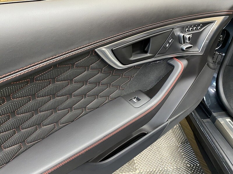 Used Jaguar F-Type 2018 for sale - 78201294: Photo 63