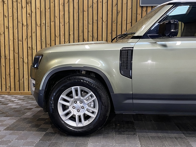 Used Land Rover Defender 110 2020 for sale - 76015972: Photo 22