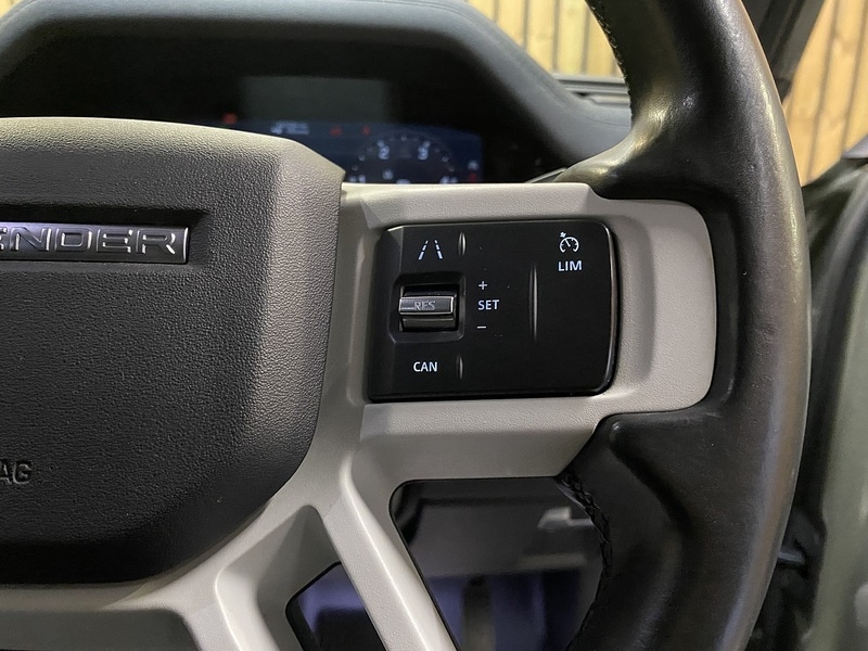 Used Land Rover Defender 110 2020 for sale - 76015972: Photo 30