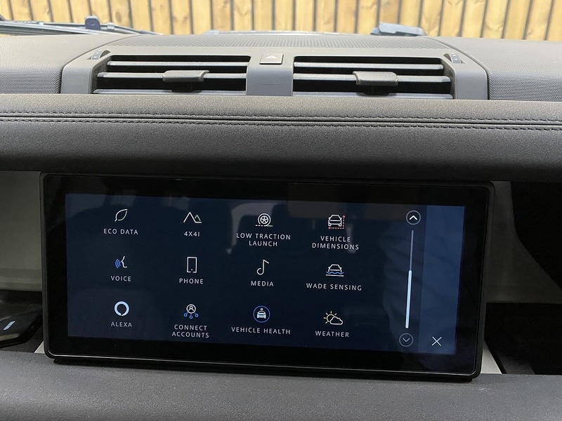 Used Land Rover Defender 110 2020 for sale - 76015972: Photo 40