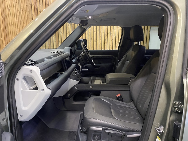 Used Land Rover Defender 110 2020 for sale - 76015972: Photo 72