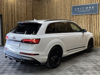 Used Audi Q7 2023 for sale - 78750002: Photo