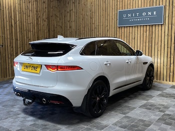 Used Jaguar F-Pace 2018 for sale - 79184837: Photo