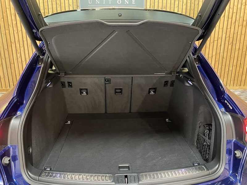 Used Porsche Macan 2022 for sale - 75728070: Photo 22