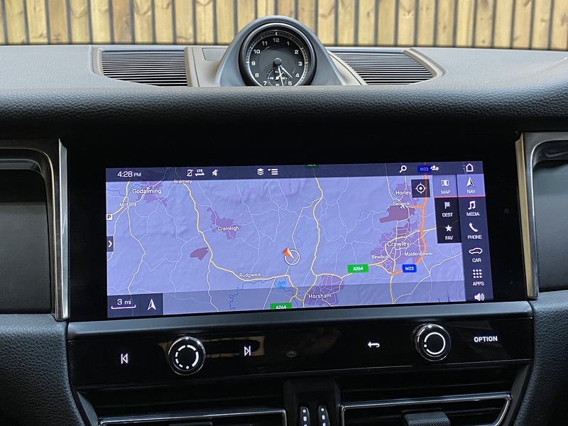 Used Porsche Macan 2022 for sale - 75728070: Photo 29