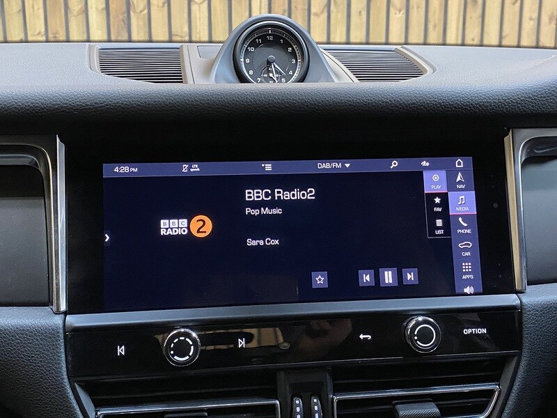 Used Porsche Macan 2022 for sale - 75728070: Photo 33