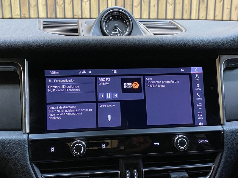 Used Porsche Macan 2022 for sale - 75728070: Photo 34