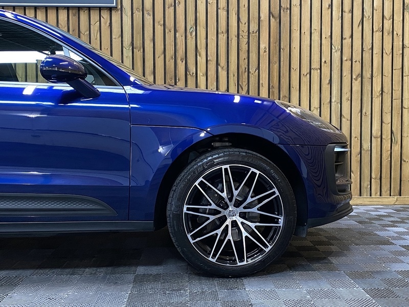 Used Porsche Macan 2022 for sale - 75728070: Photo 50