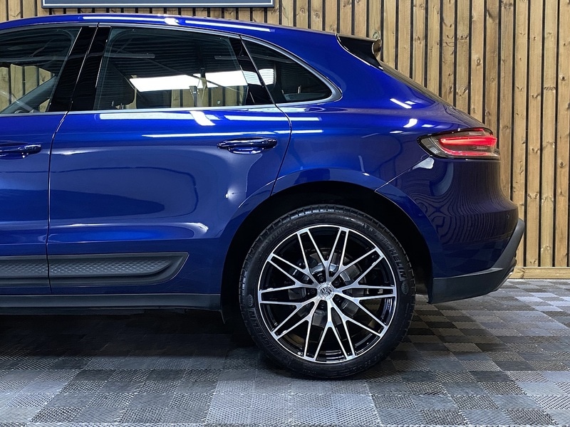 Used Porsche Macan 2022 for sale - 75728070: Photo 59