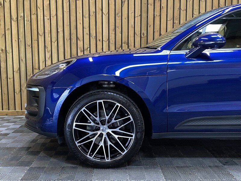 Used Porsche Macan 2022 for sale - 75728070: Photo 65