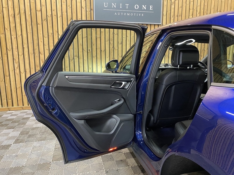 Used Porsche Macan 2022 for sale - 75728070: Photo 70