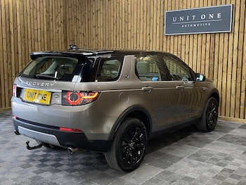 Used Land Rover Discovery Sport 2021 for sale - 78300032: Photo