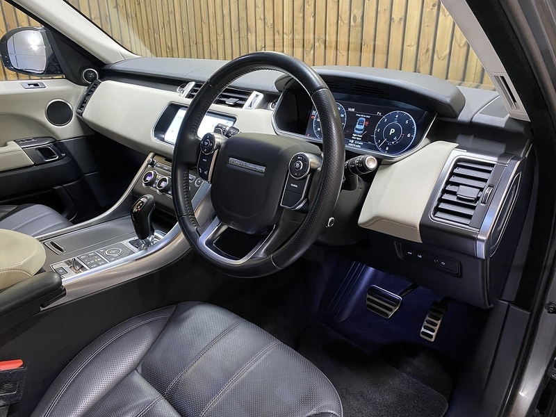 Used Land Rover Range Rover Sport 2017 for sale - 76505631: Photo 45