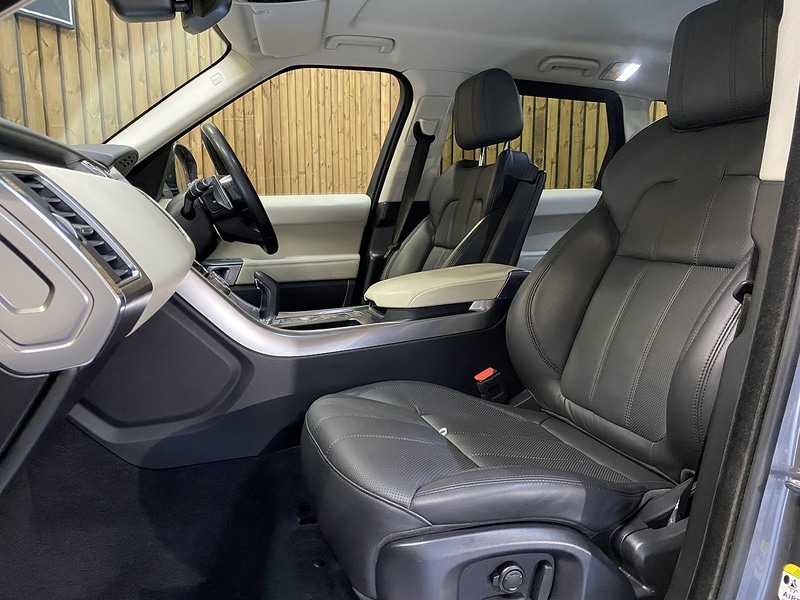 Used Land Rover Range Rover Sport 2017 for sale - 76505631: Photo 5