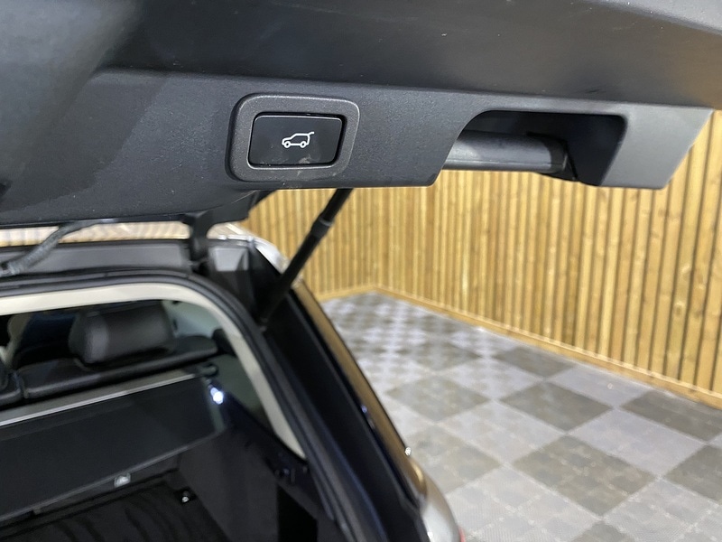 Used Land Rover Range Rover Sport 2017 for sale - 76505631: Photo 78