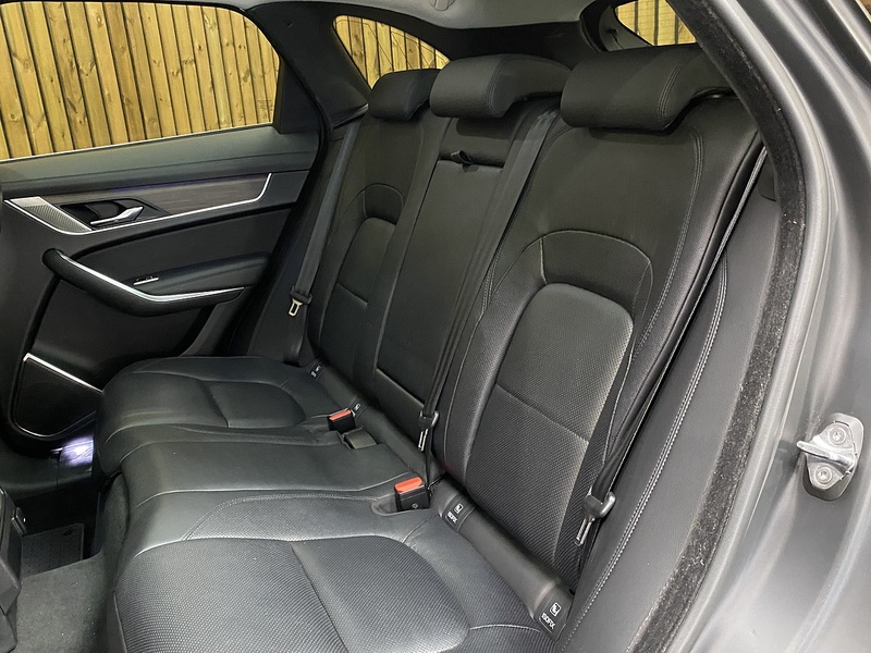 Used Jaguar F-Pace 2021 for sale - 77704111: Photo 5
