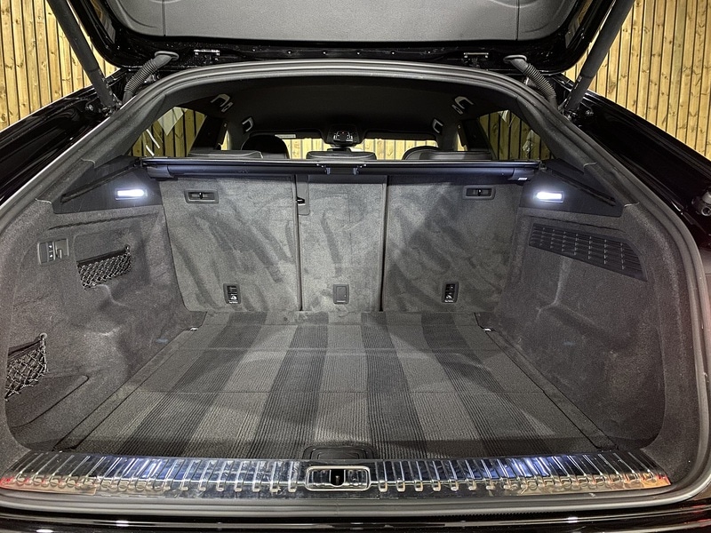 Used Audi Q8 2022 for sale - 76566251: Photo 38