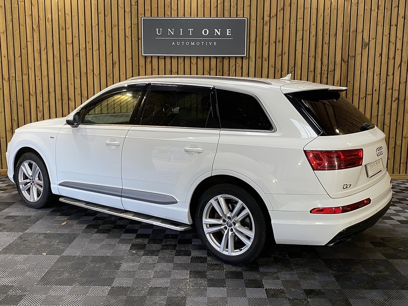 Used Audi Q7 2016 for sale - 76893043: Photo 3