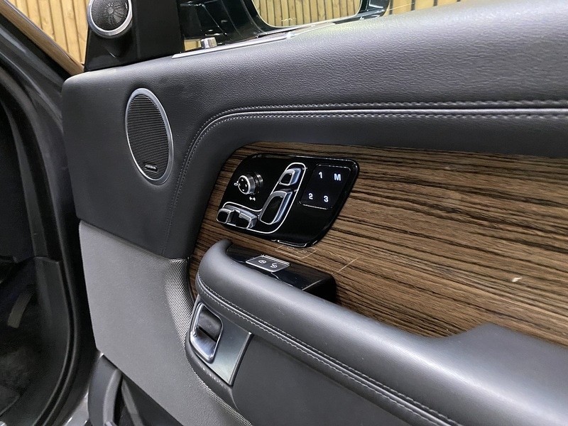 Used Land Rover Range Rover 2018 for sale - 76320102: Photo 47